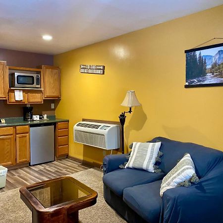 Moosehead Lodge Rangely Extérieur photo