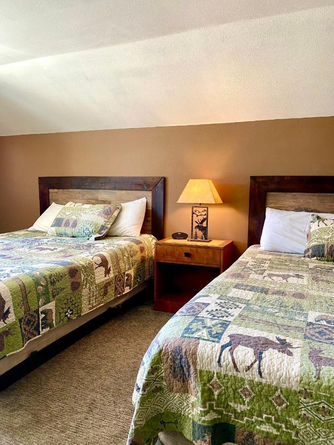 Moosehead Lodge Rangely Extérieur photo