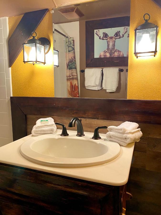 Moosehead Lodge Rangely Extérieur photo